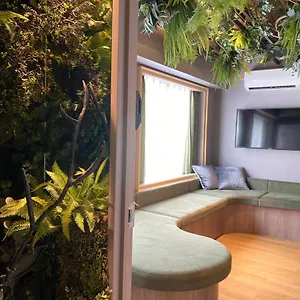 https://the-wardrobe-hostel-forest-shimokitazawa.alltokyohotels.com